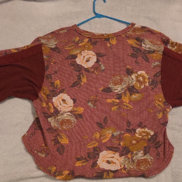 Free People Boho Floral Burgundy Women's Top EUC - Picture 5 of 6